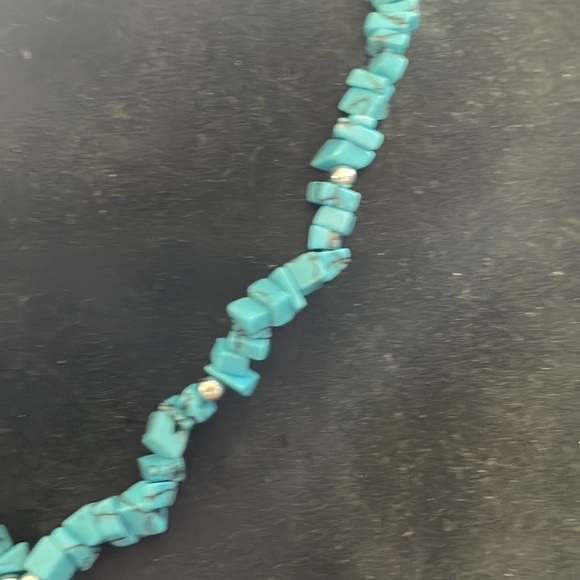 Turquoise Necklace - Picture 3 of 8